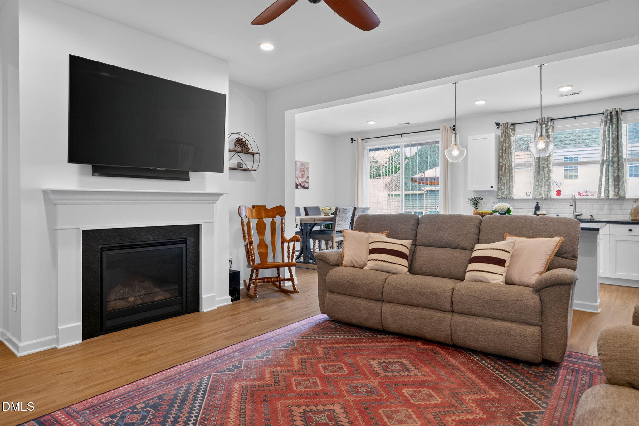 743 Creekway Dr - Fuquay-Varina (Holland Station Townhomes)