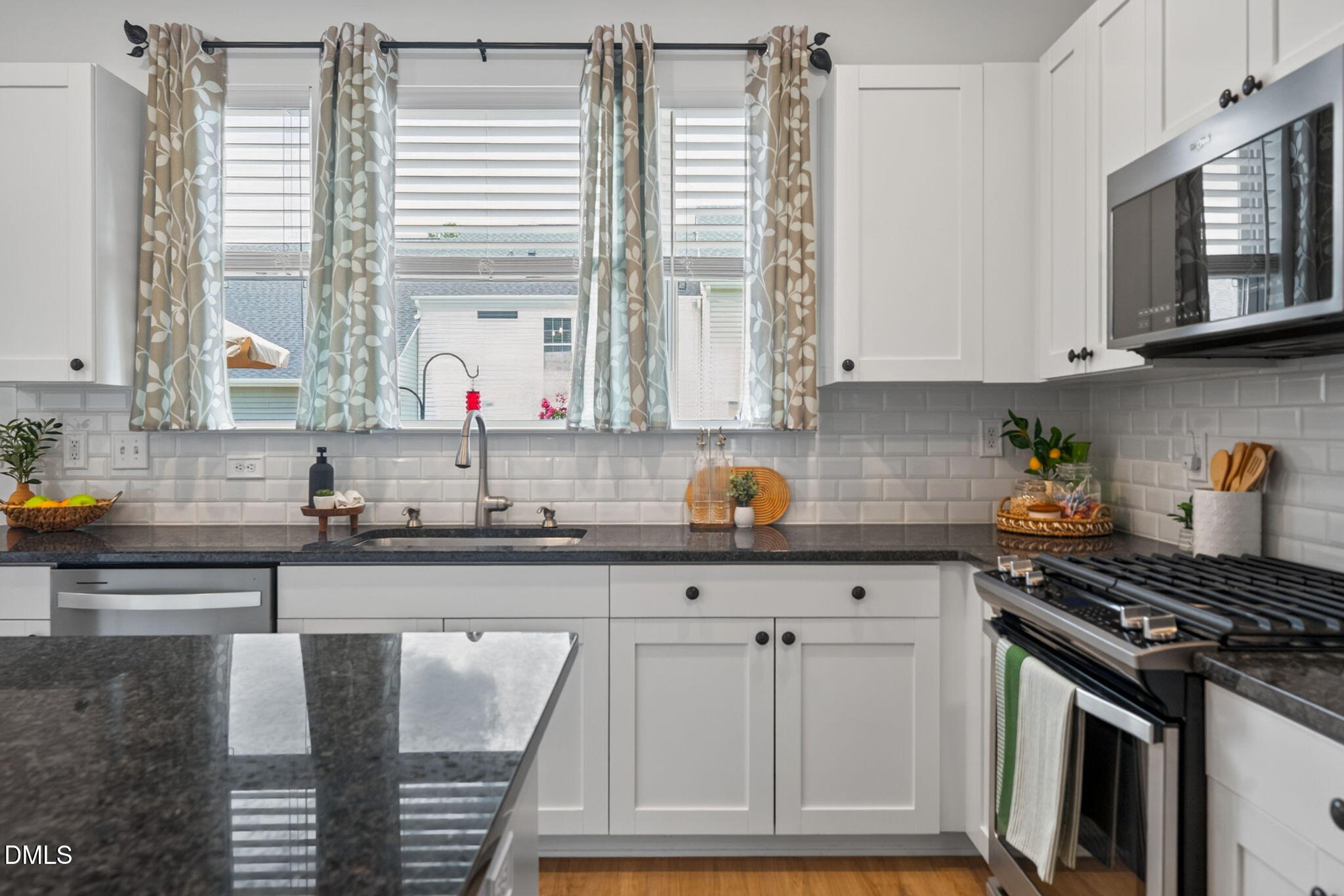 743 Creekway Dr - Fuquay-Varina (Holland Station Townhomes)