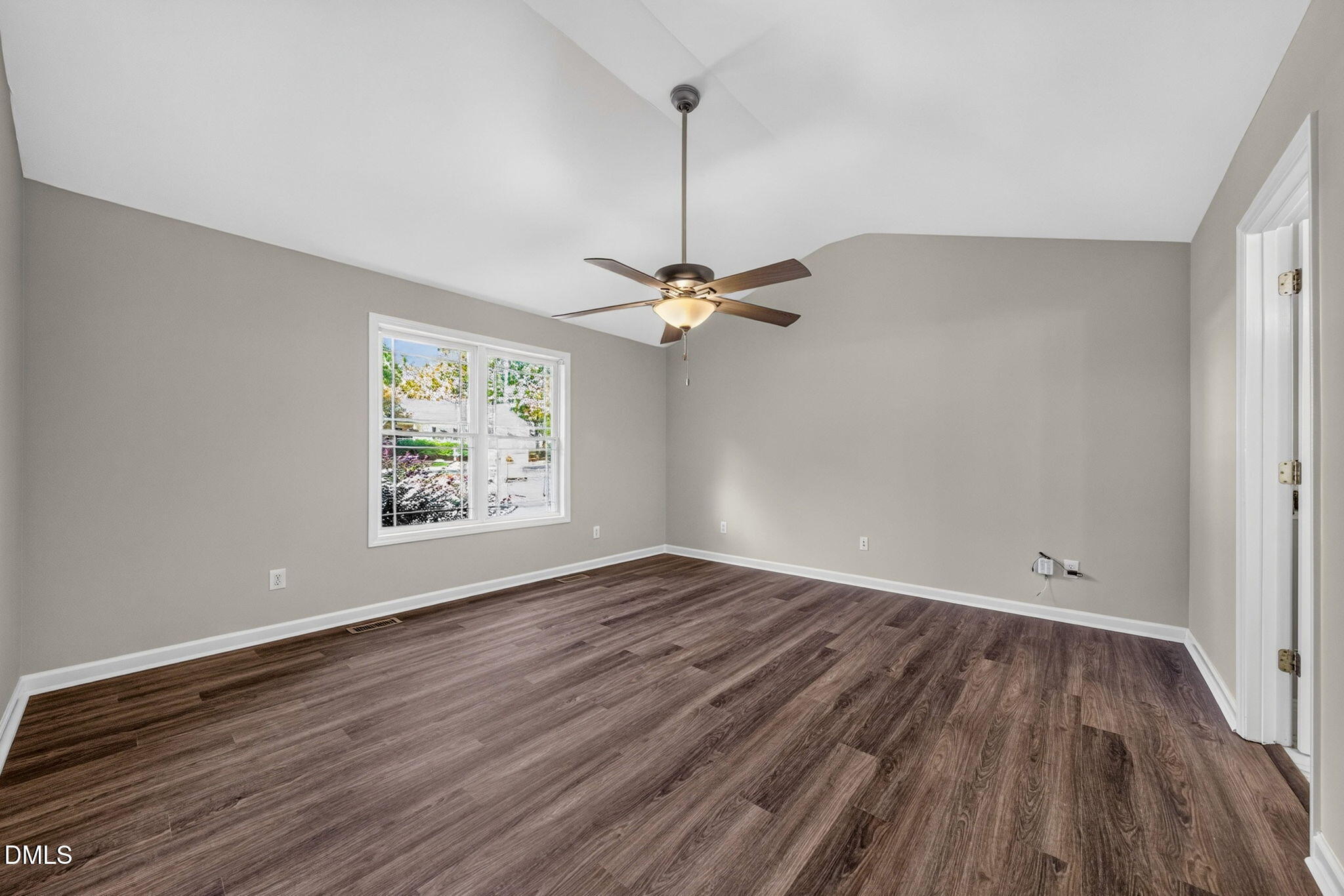 6817 Oviedo Dr - Raleigh, NC (Sun Ridge Farm)
