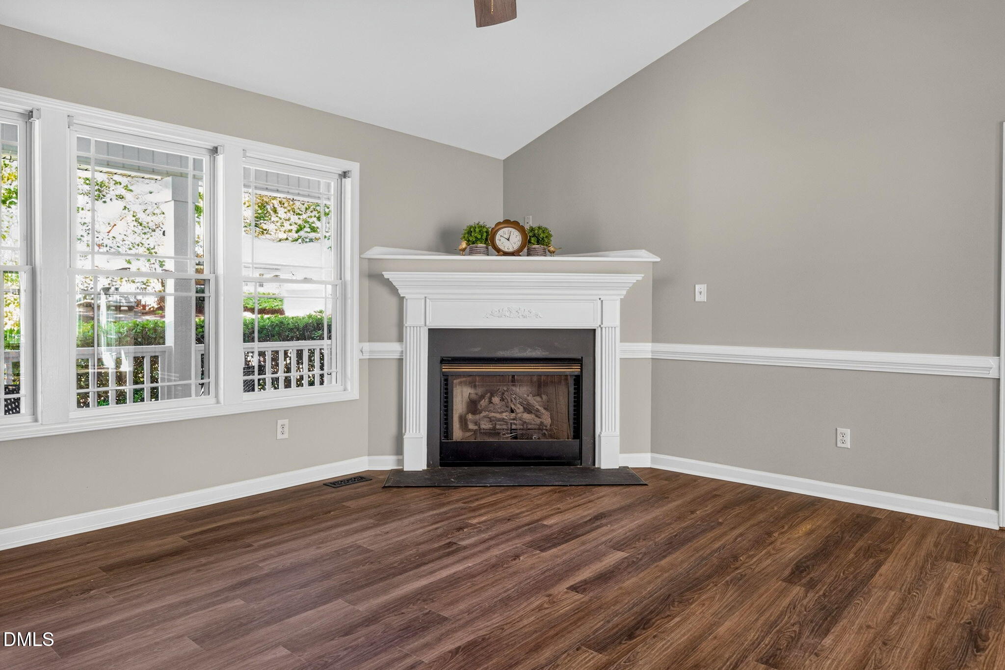 6817 Oviedo Dr - Raleigh, NC (Sun Ridge Farm)