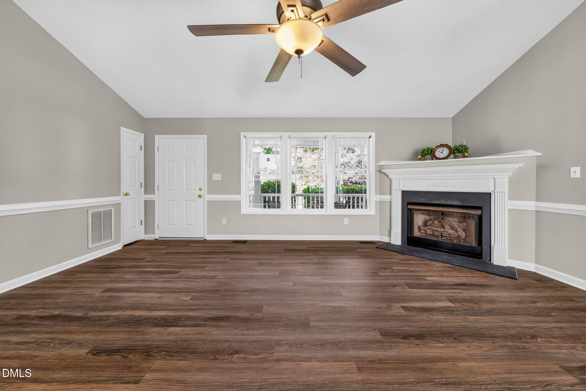 6817 Oviedo Dr - Raleigh, NC (Sun Ridge Farm)