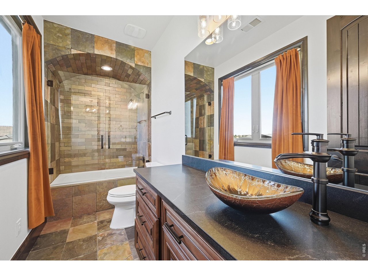 8680 Summerlin Pl
