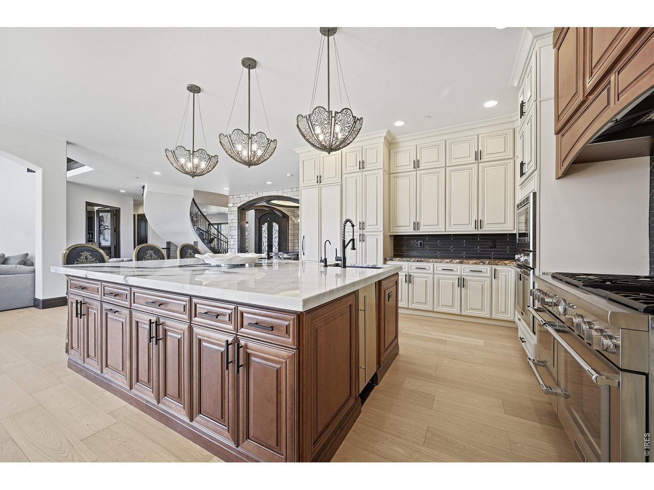 8680 Summerlin Pl