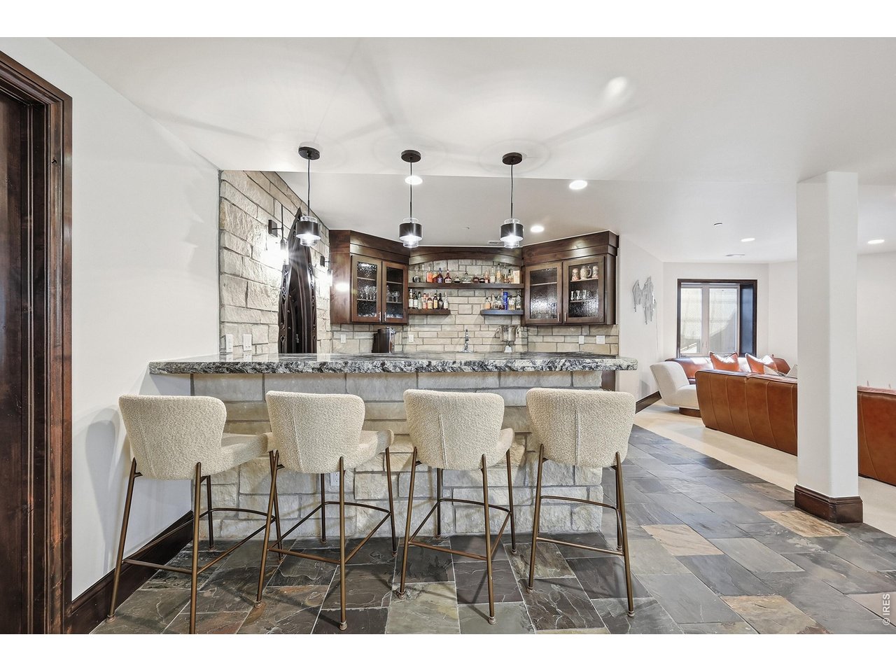 8680 Summerlin Pl