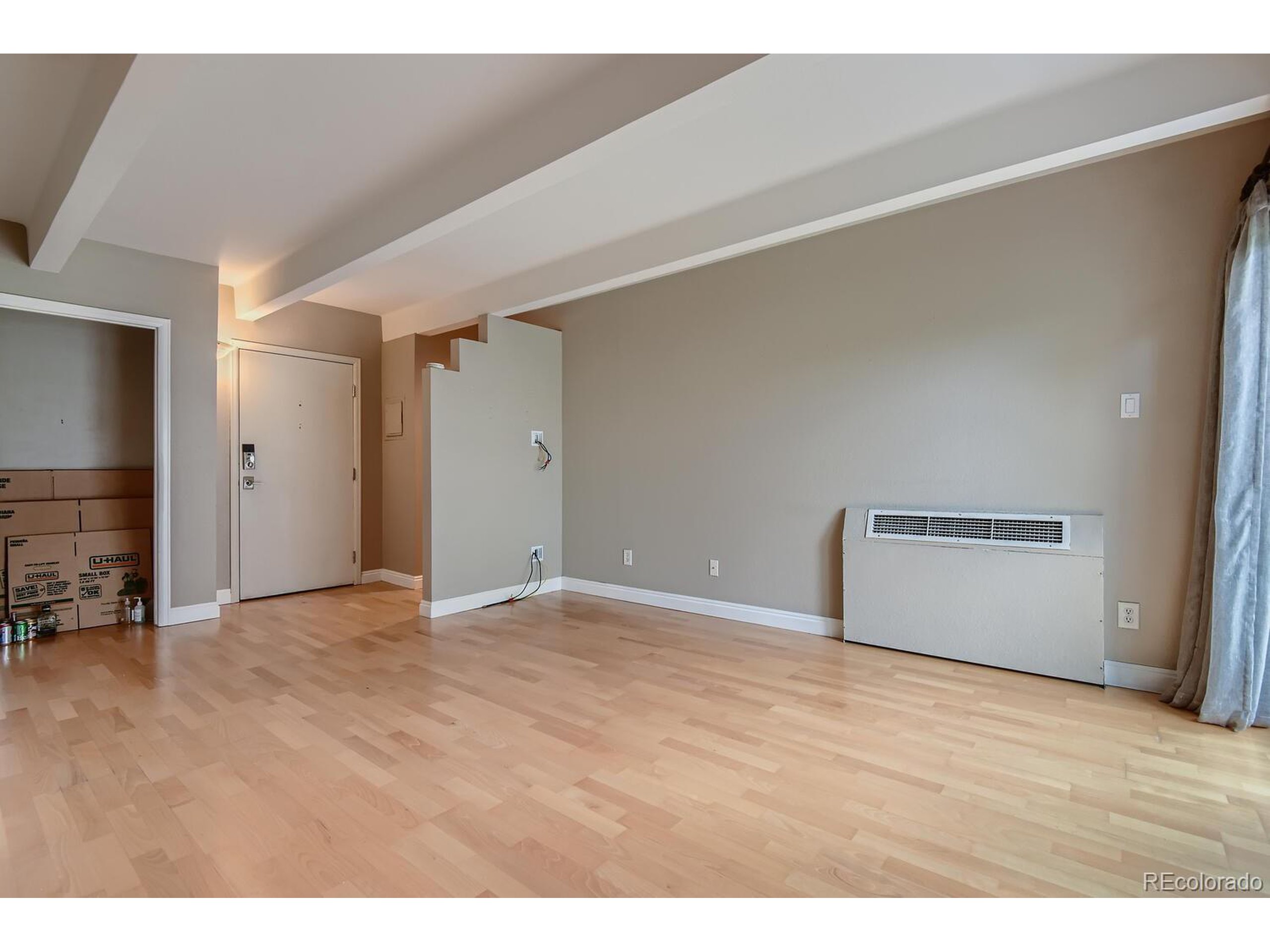 1175 Vine St Unit: 504