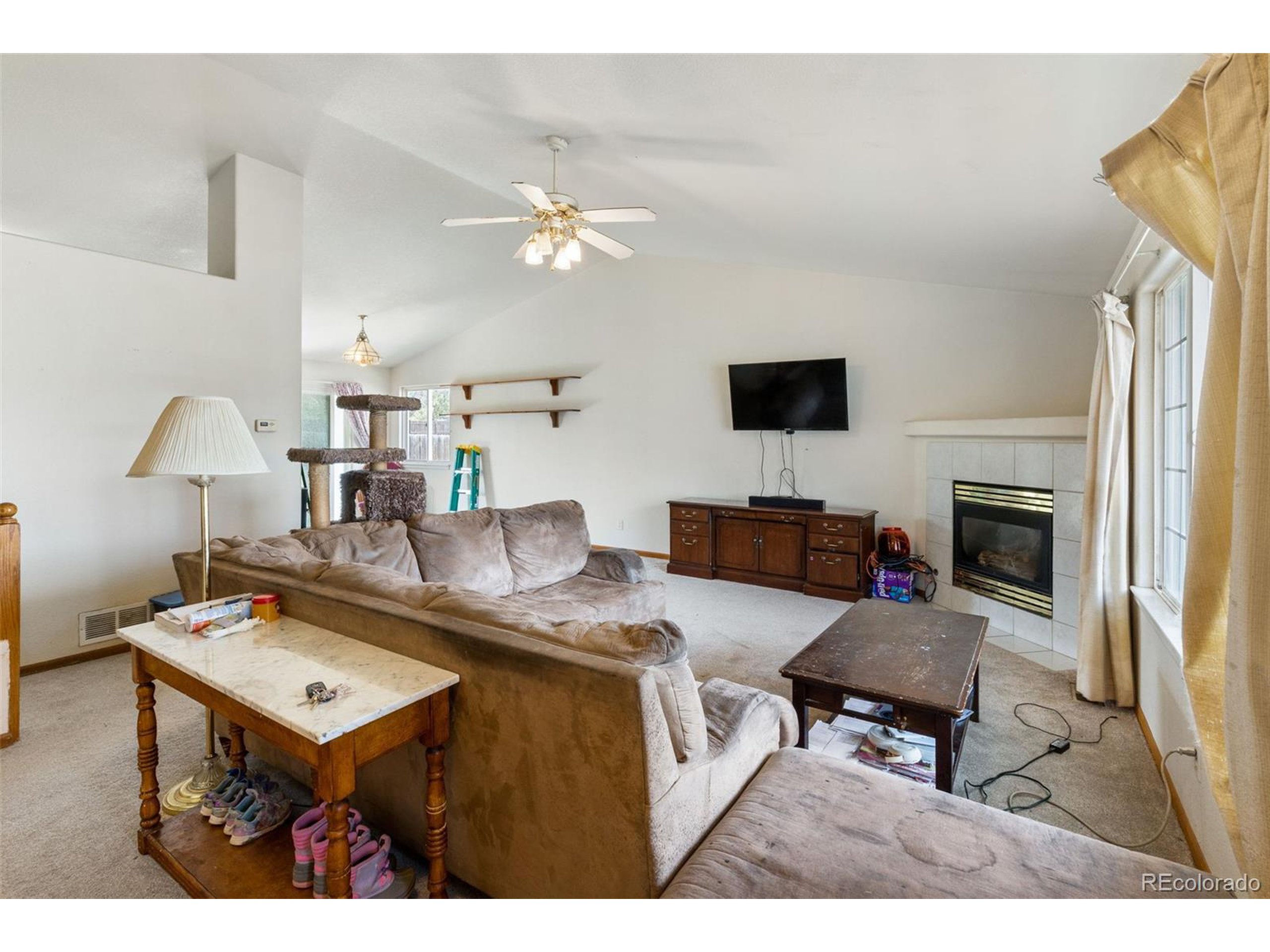 144 Falcon Cir