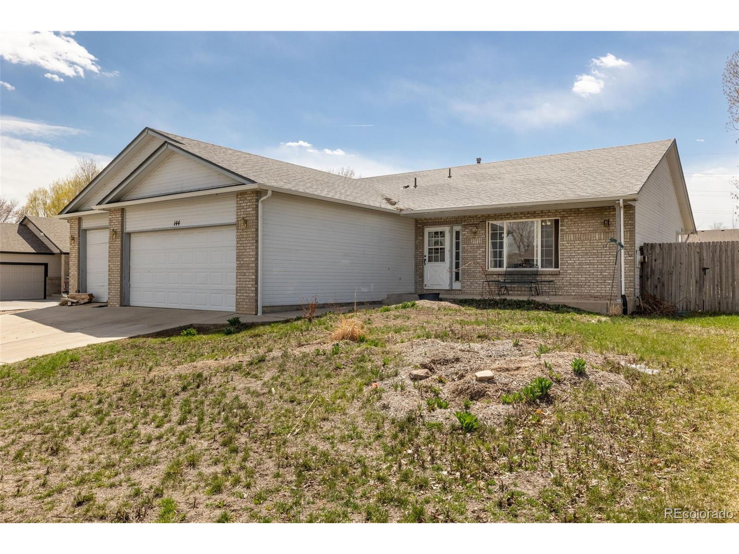 144 Falcon Cir