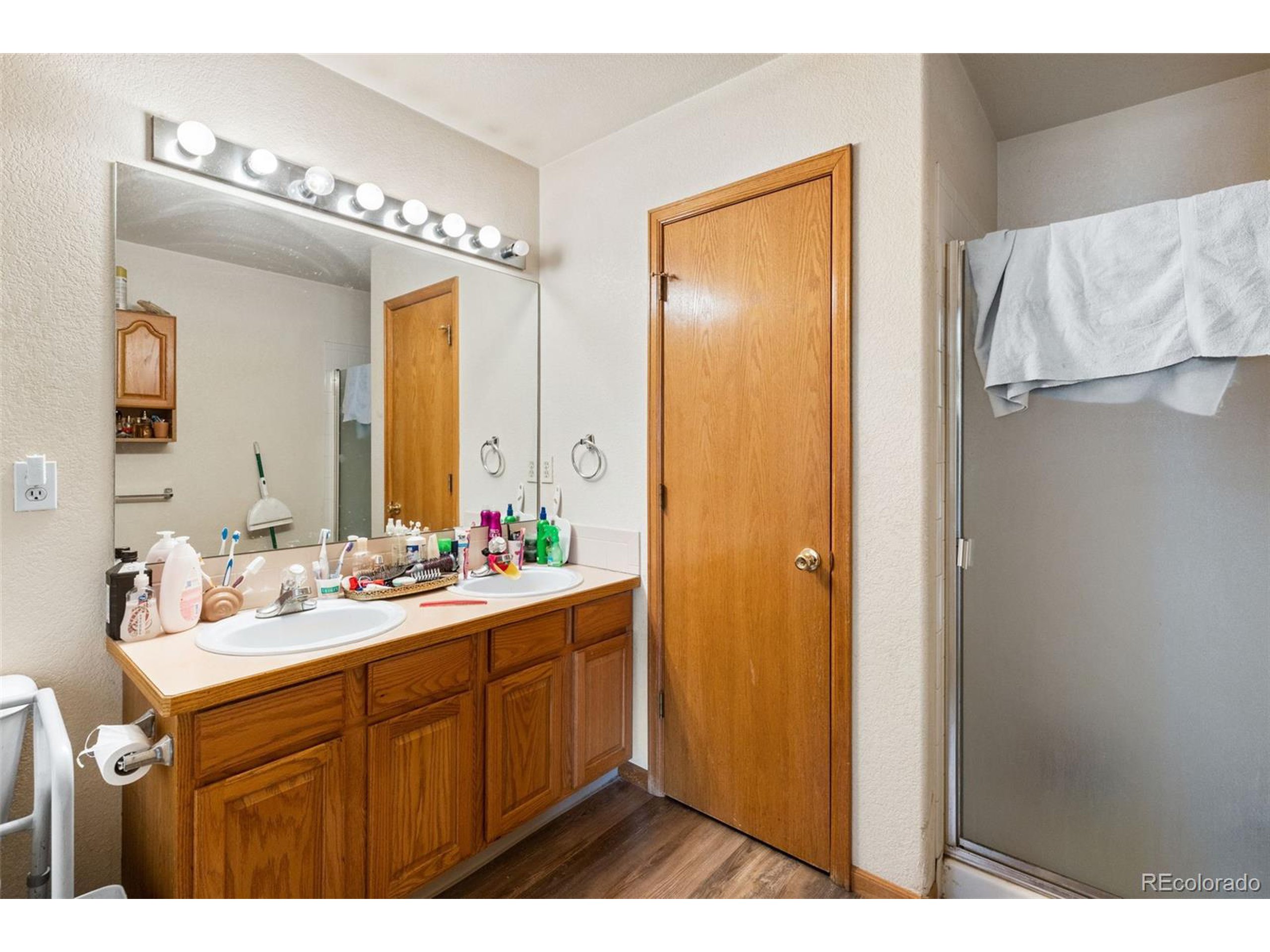 144 Falcon Cir