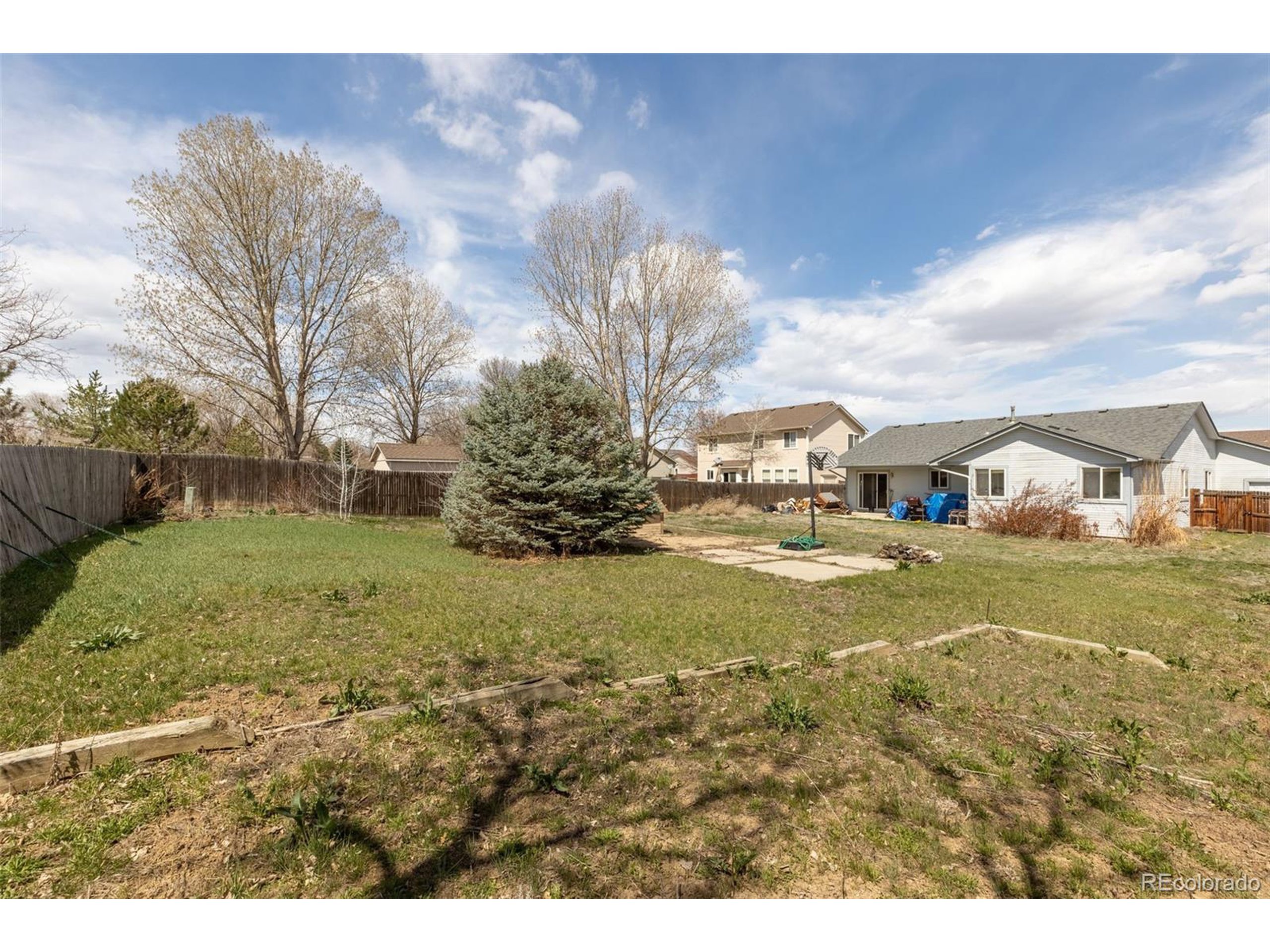 144 Falcon Cir
