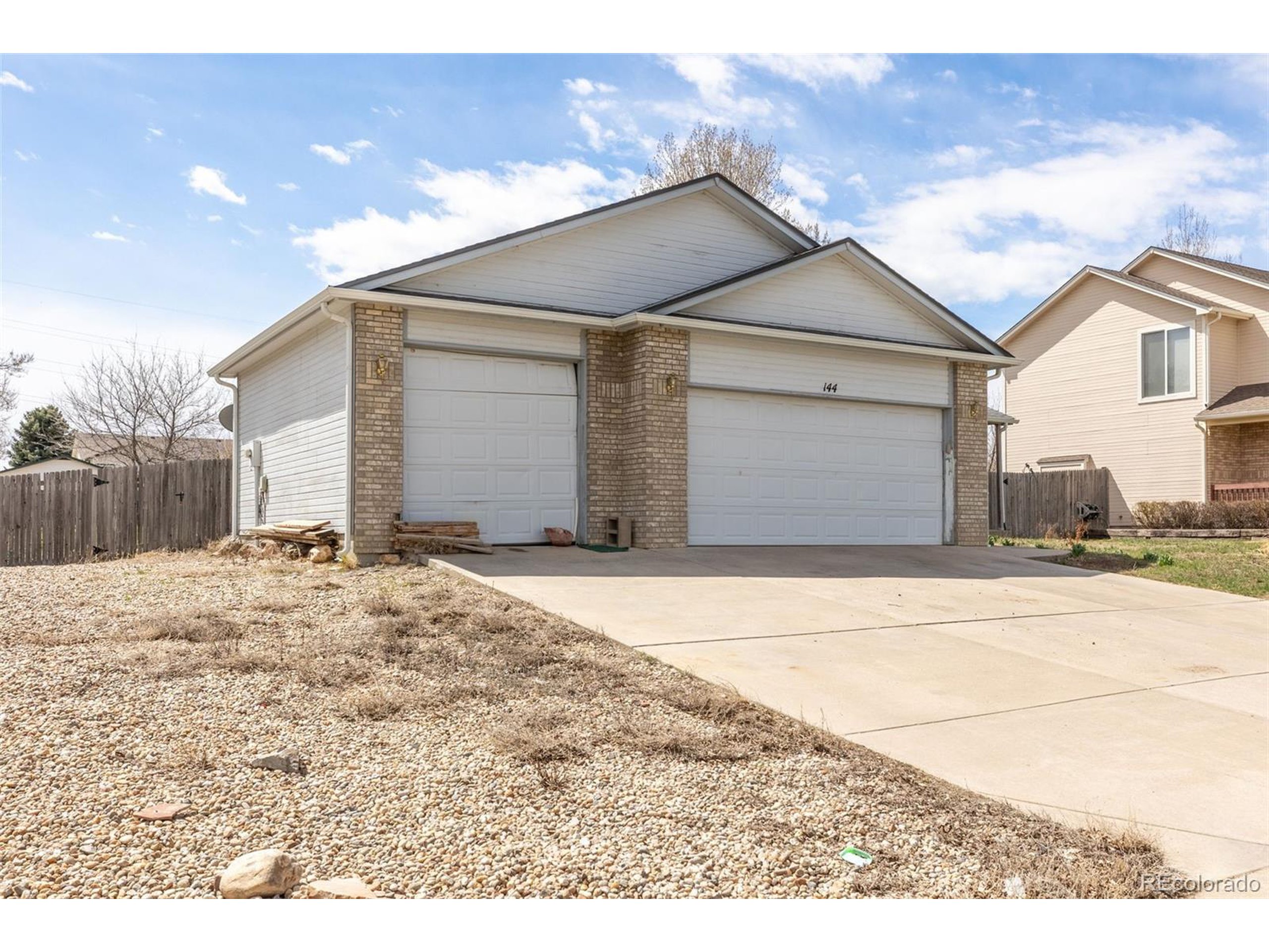 144 Falcon Cir