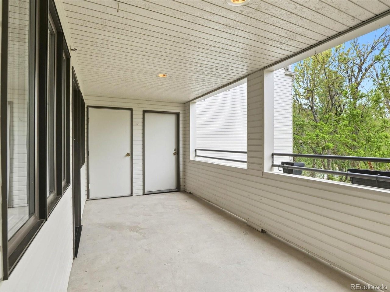 315 Arapahoe Ave 202