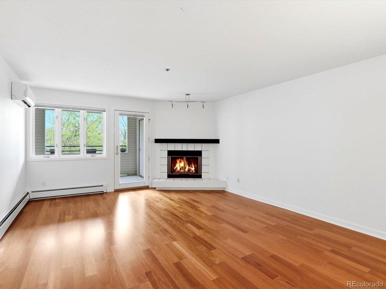 315 Arapahoe Ave 202