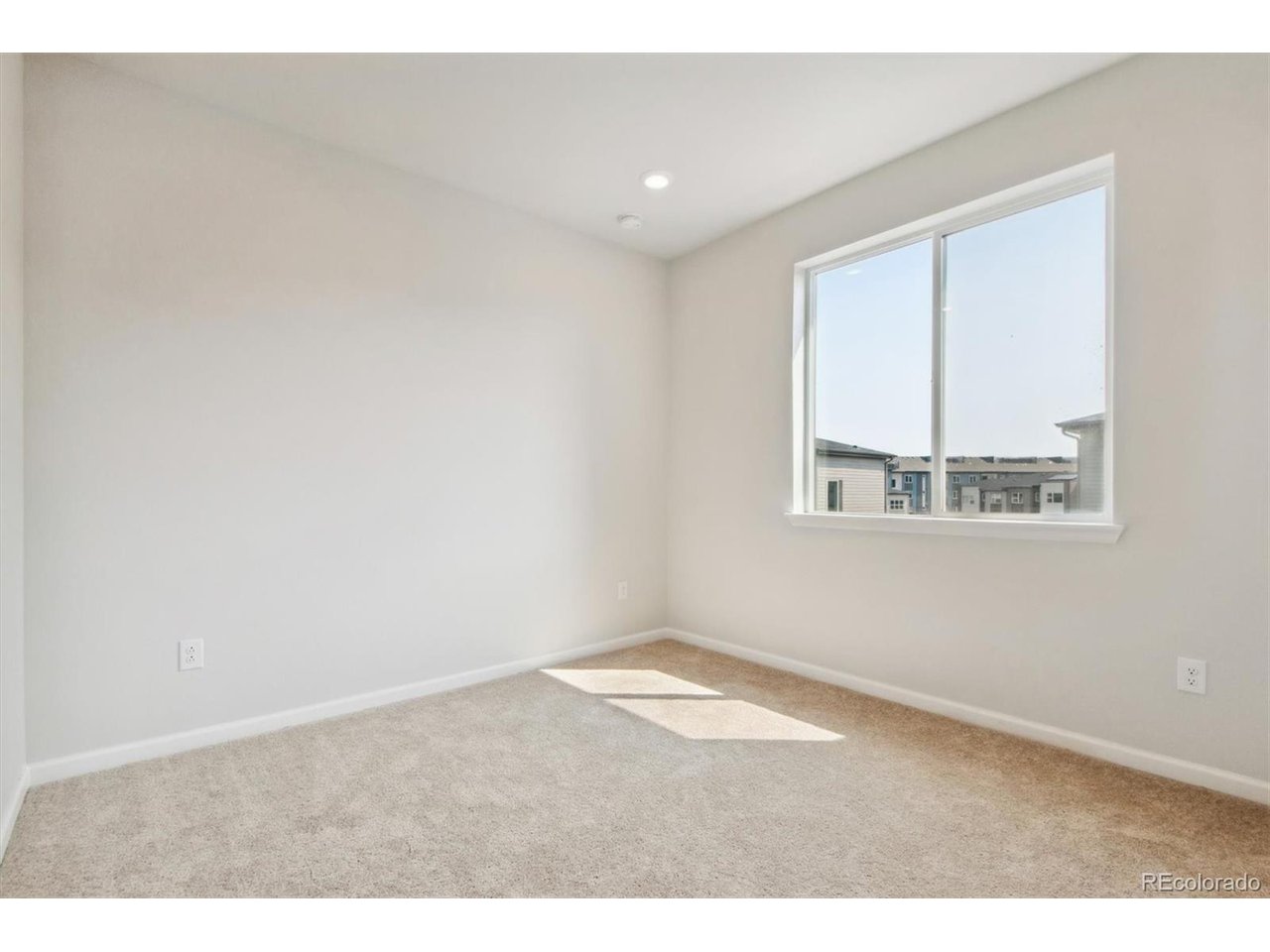 465 Interlocken Blvd 102