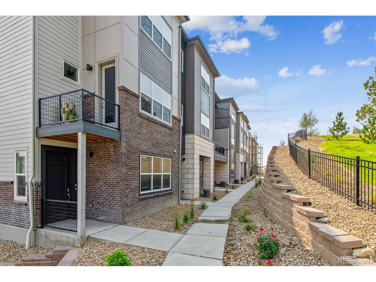 465 Interlocken Blvd 102