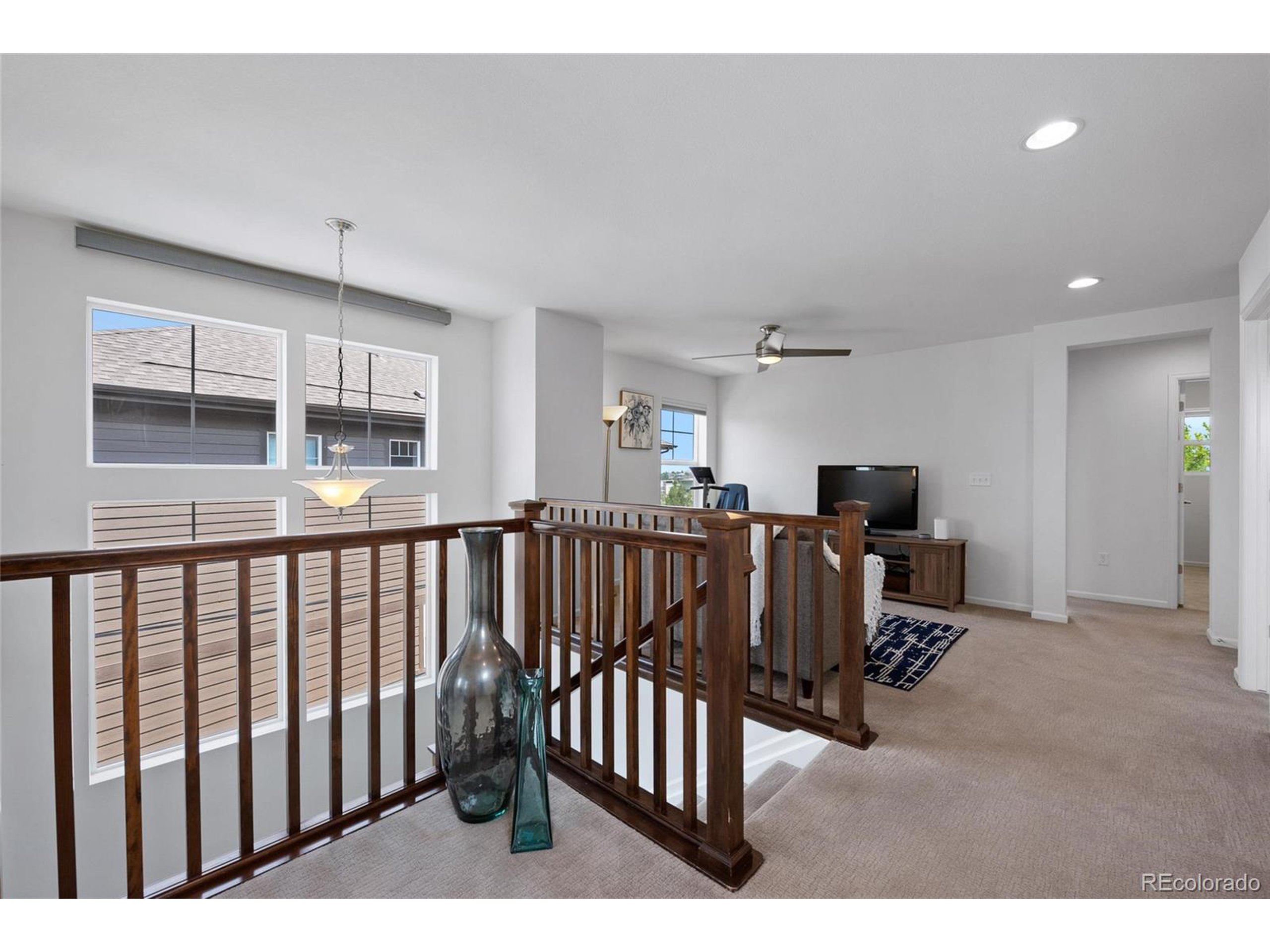 2225 Prospect Ln