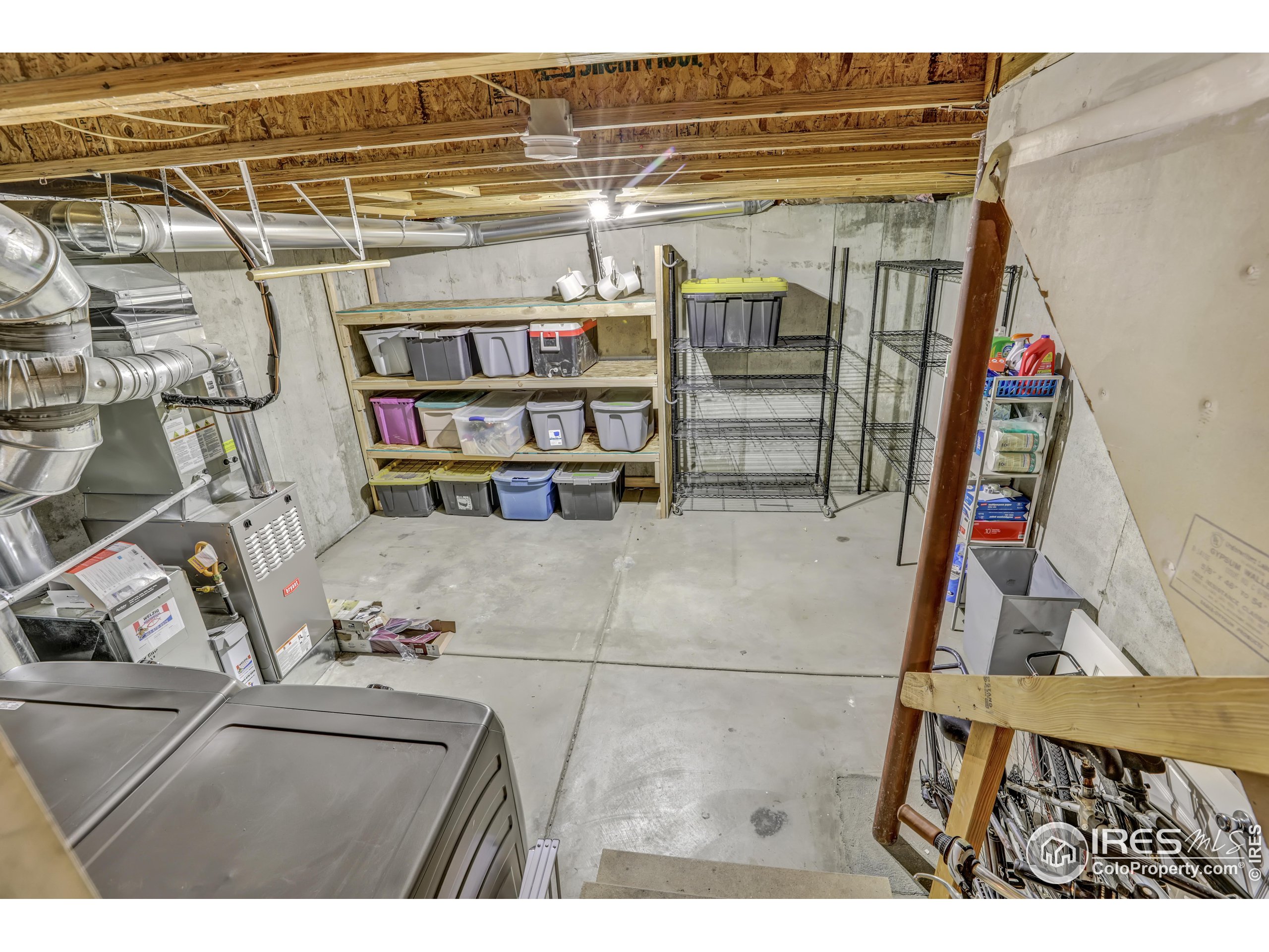 720 MAIN ST
