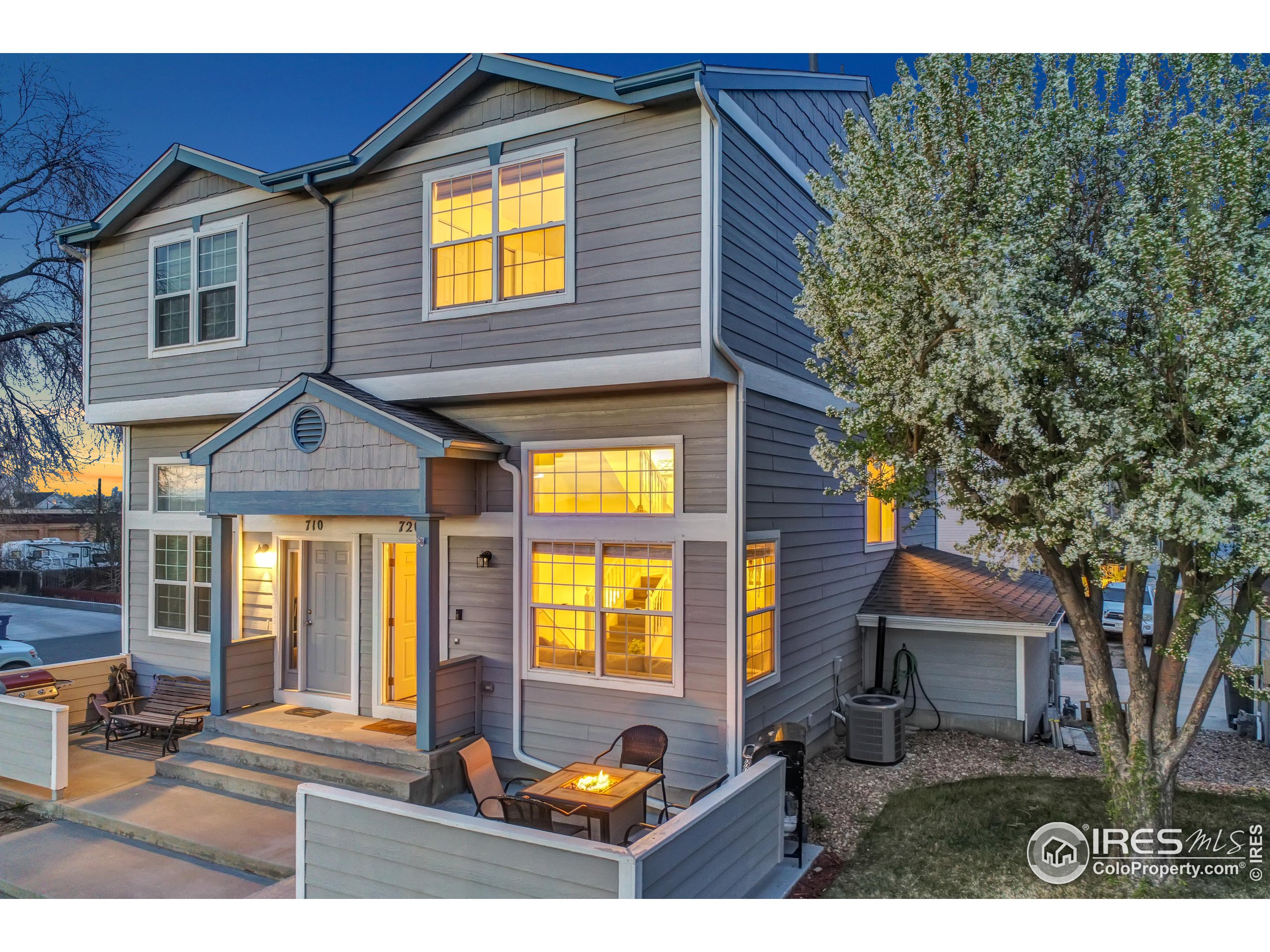 720 MAIN ST