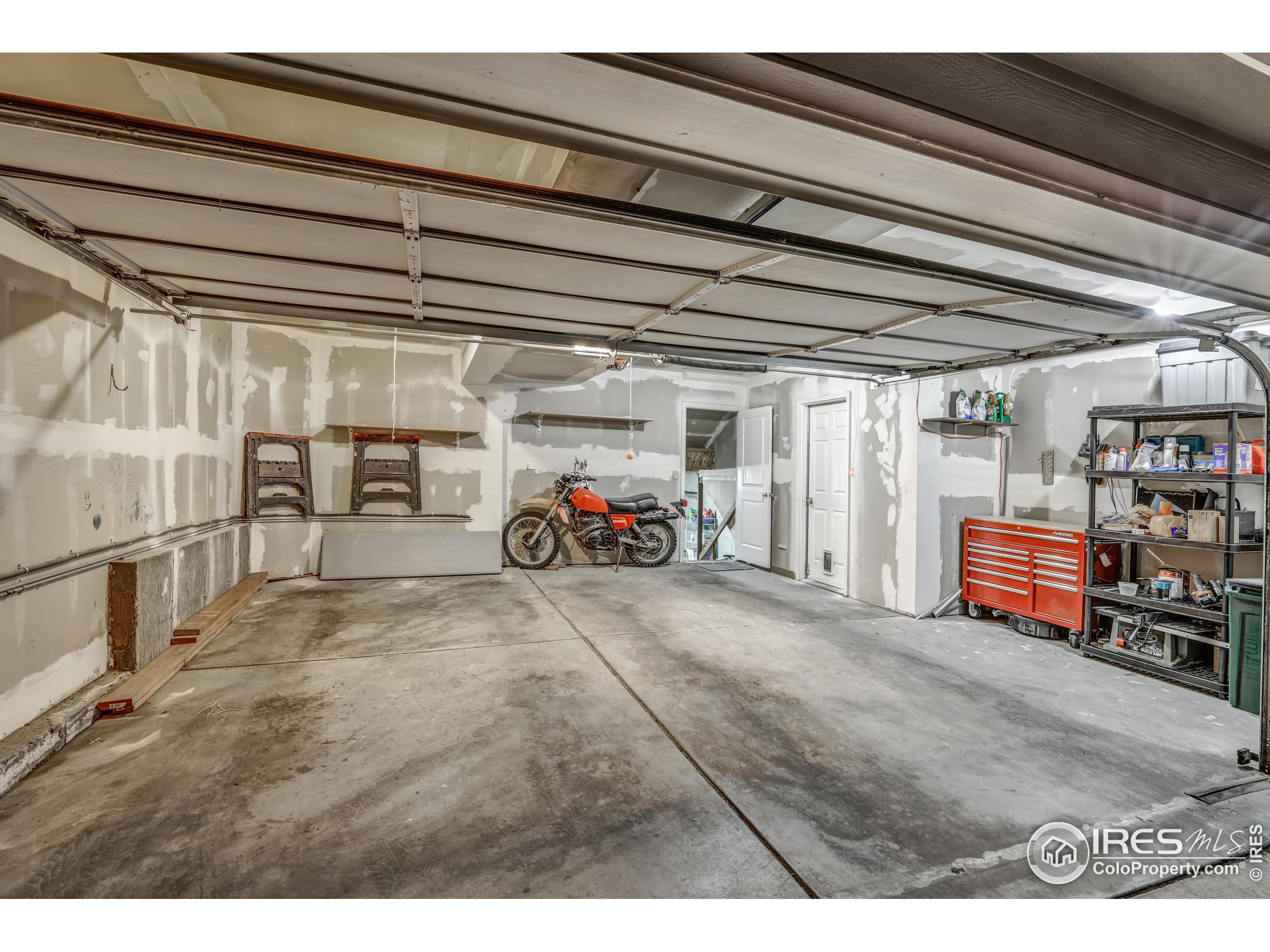 720 MAIN ST