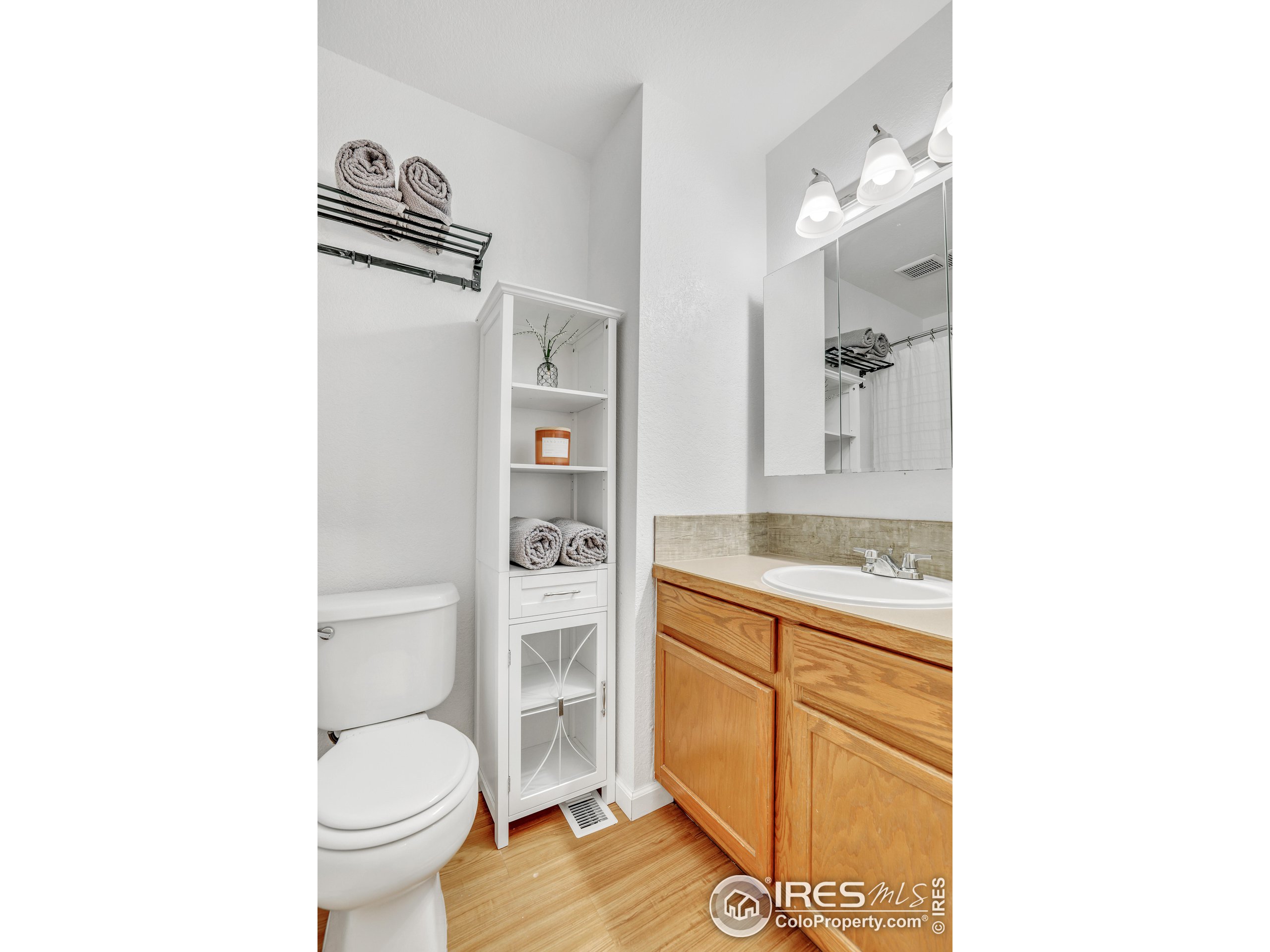 720 MAIN ST