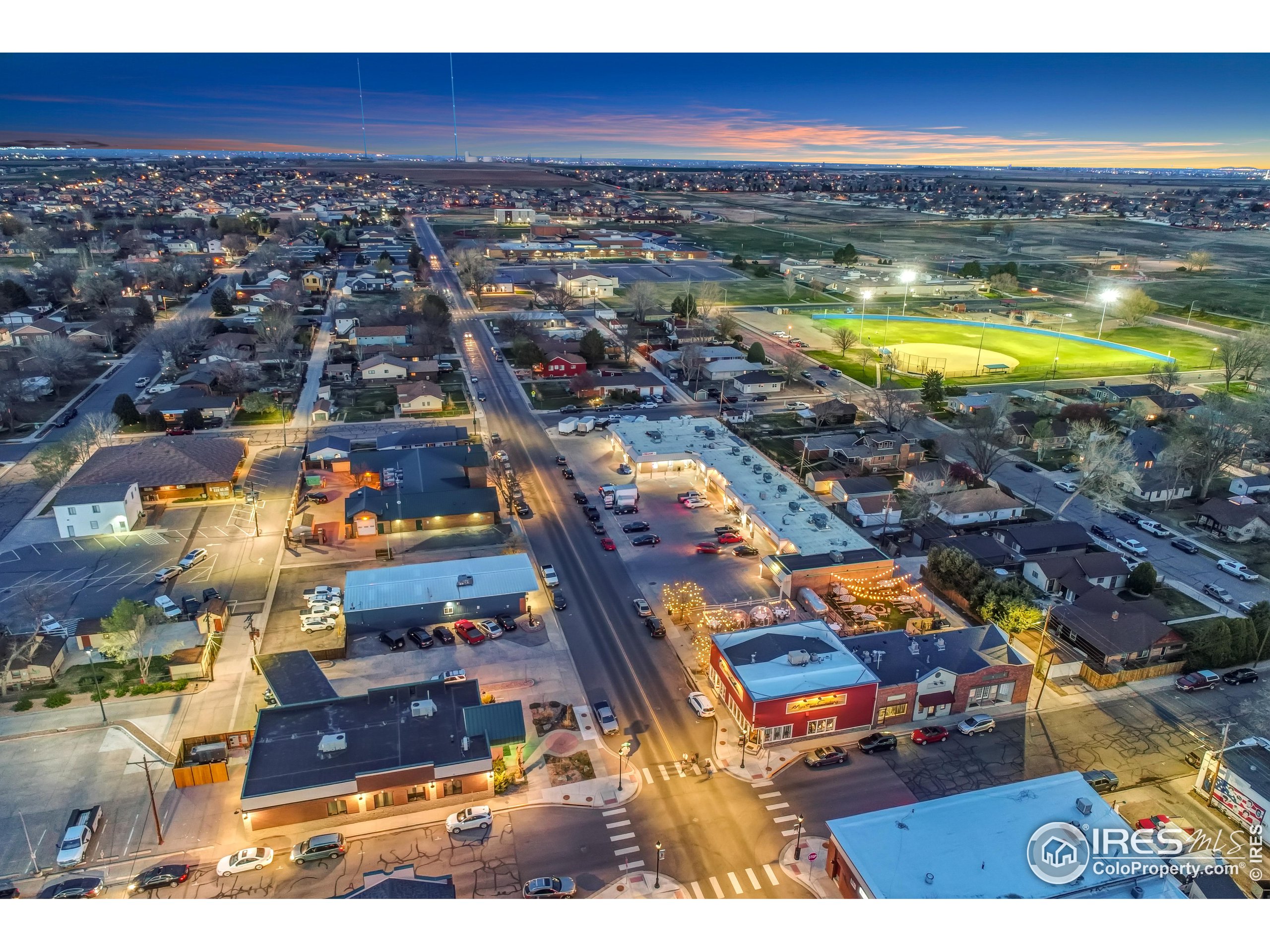 720 MAIN ST