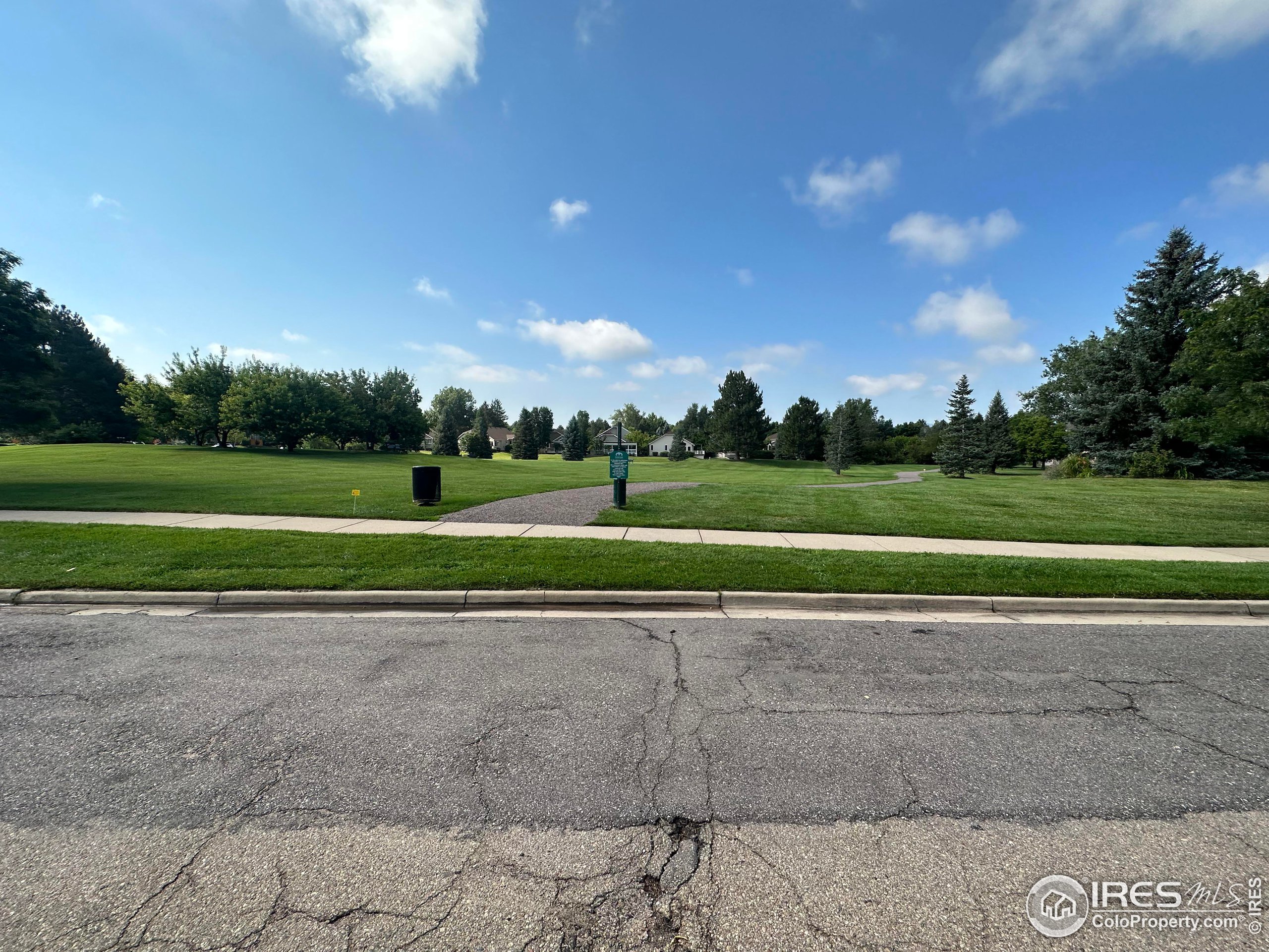 7461 Singing Hills Dr