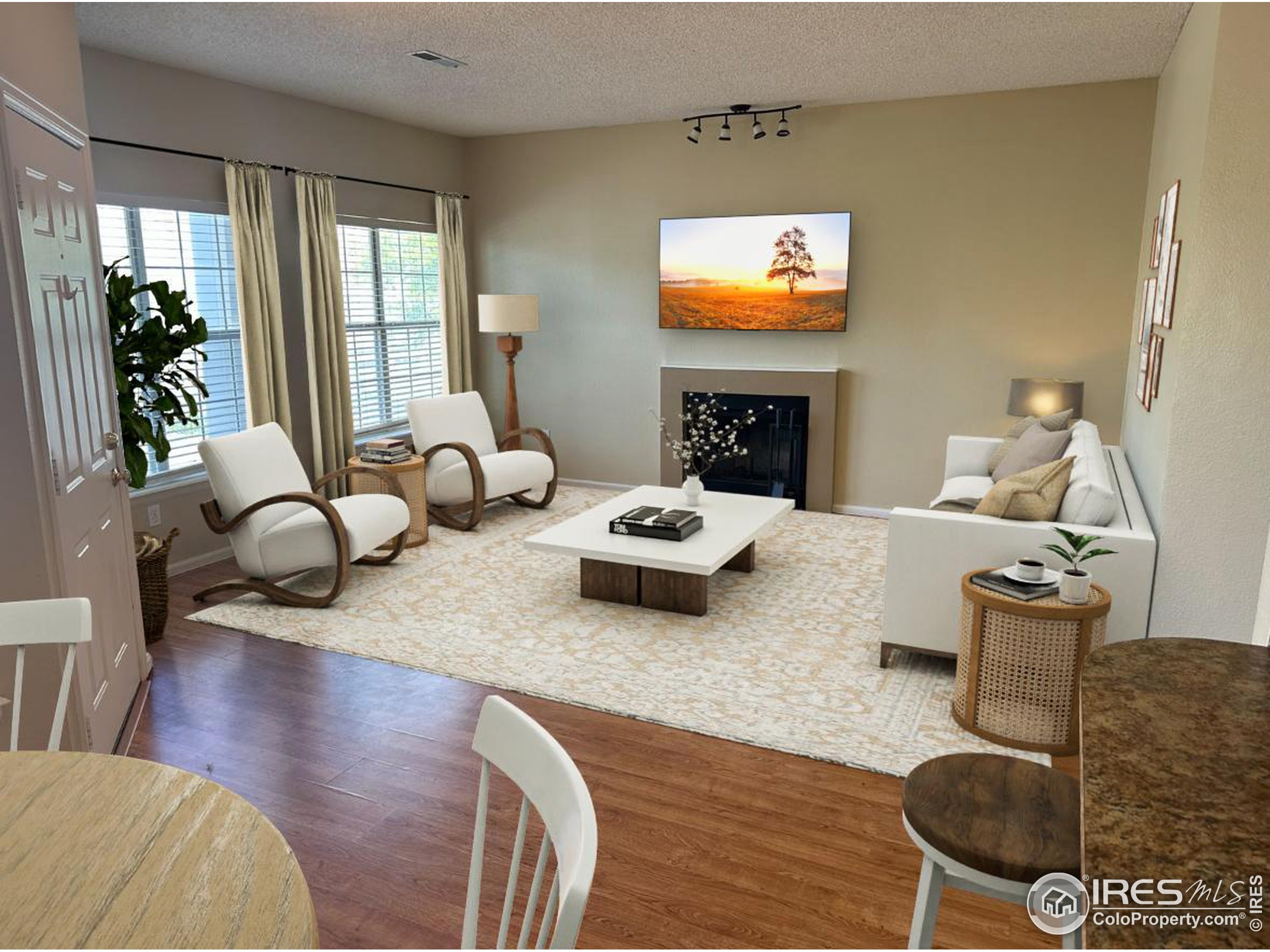 7461 Singing Hills Dr