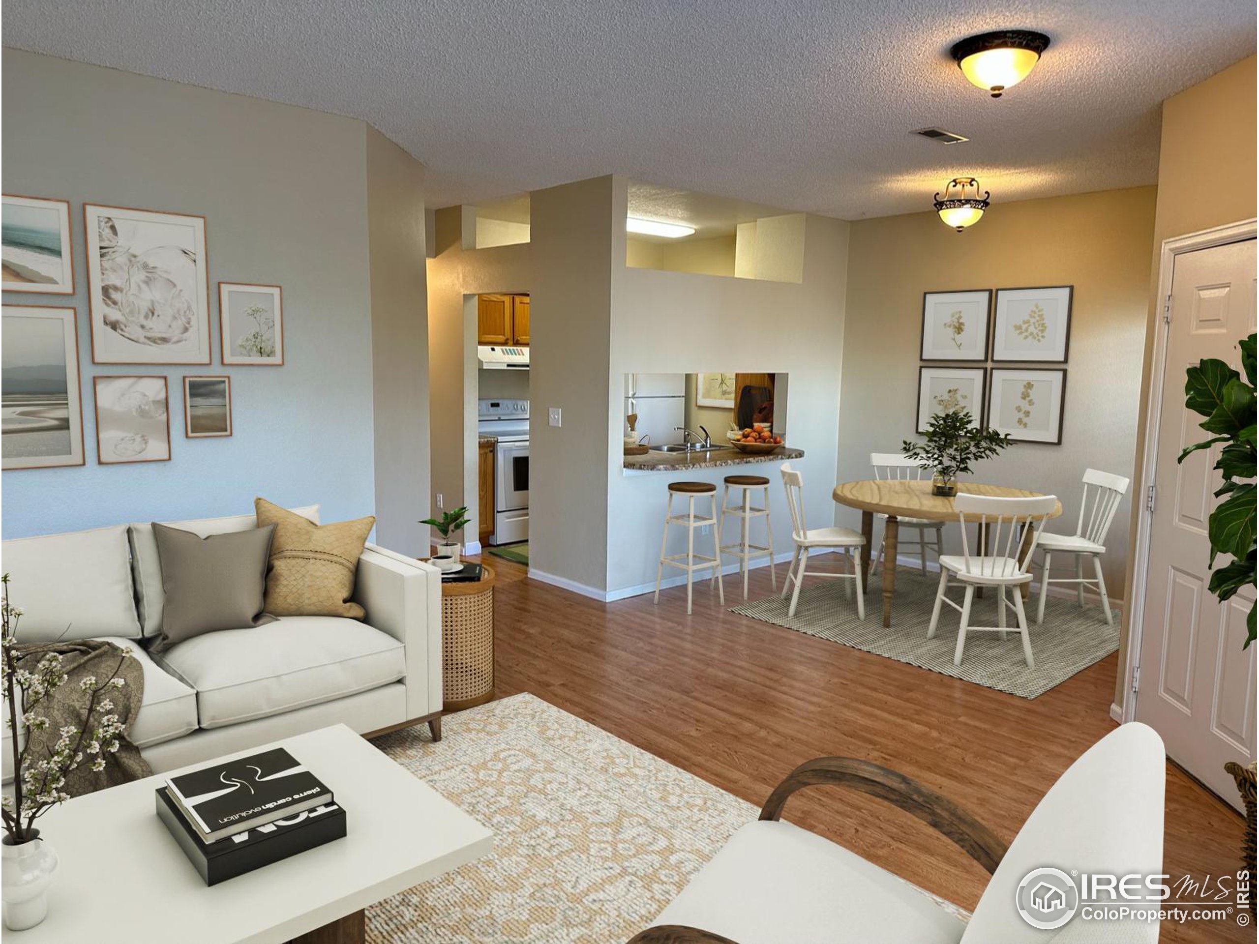 7461 Singing Hills Dr