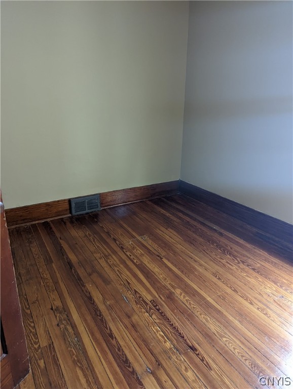 413 TOMPKINS Street