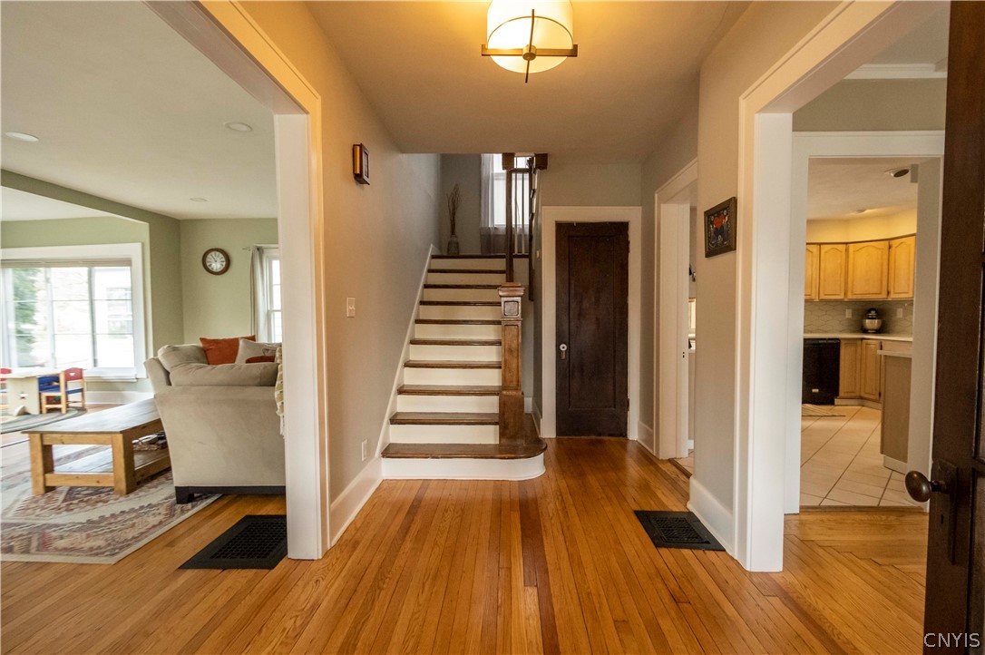 323 burnet park Drive