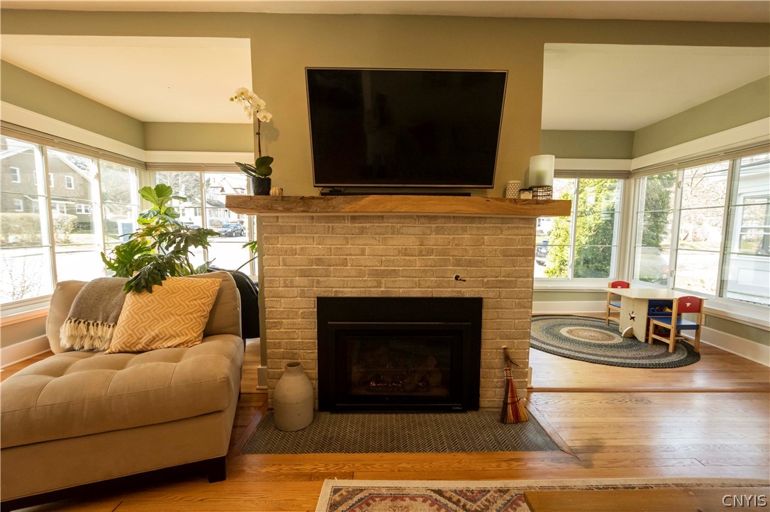 323 burnet park Drive