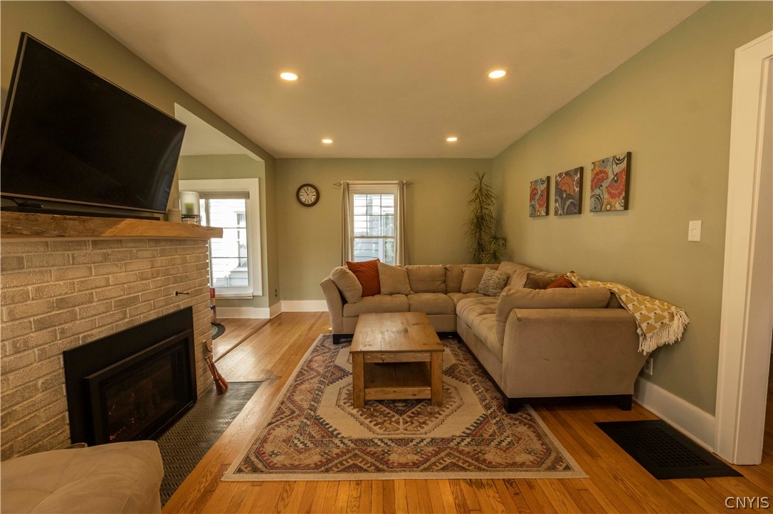 323 burnet park Drive