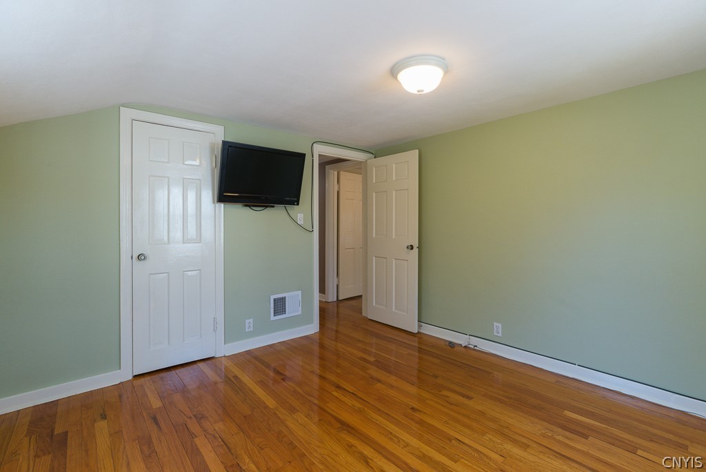 313 Bronson Road