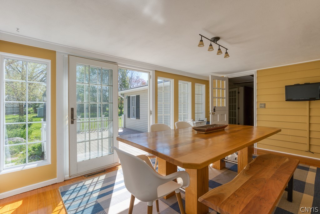 313 Bronson Road