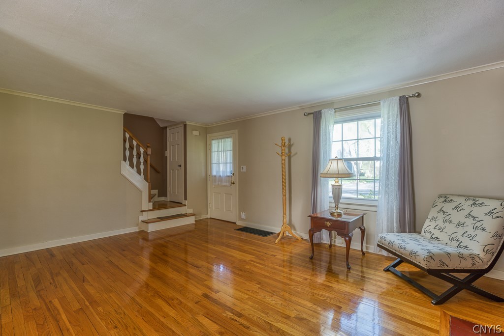 313 Bronson Road
