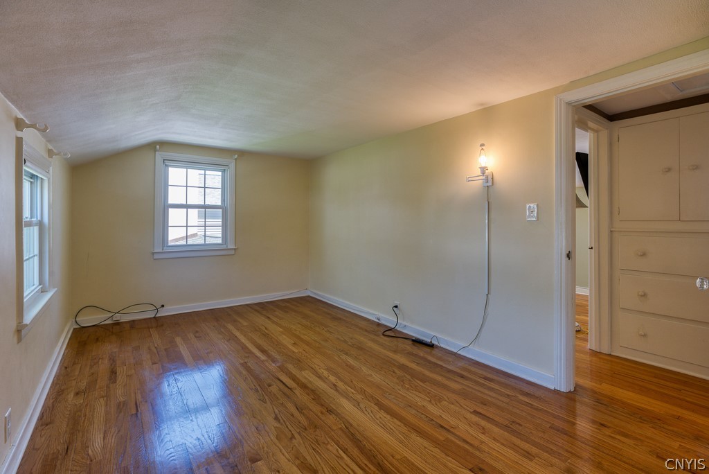 313 Bronson Road