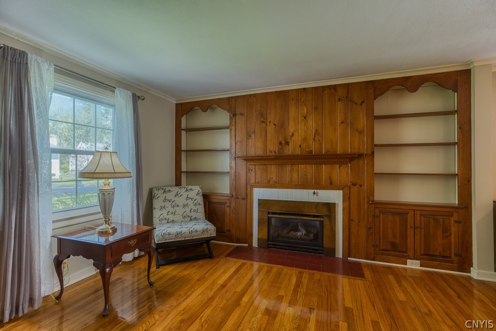 313 Bronson Road