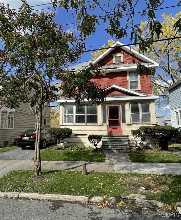 558 Tennyson Avenue