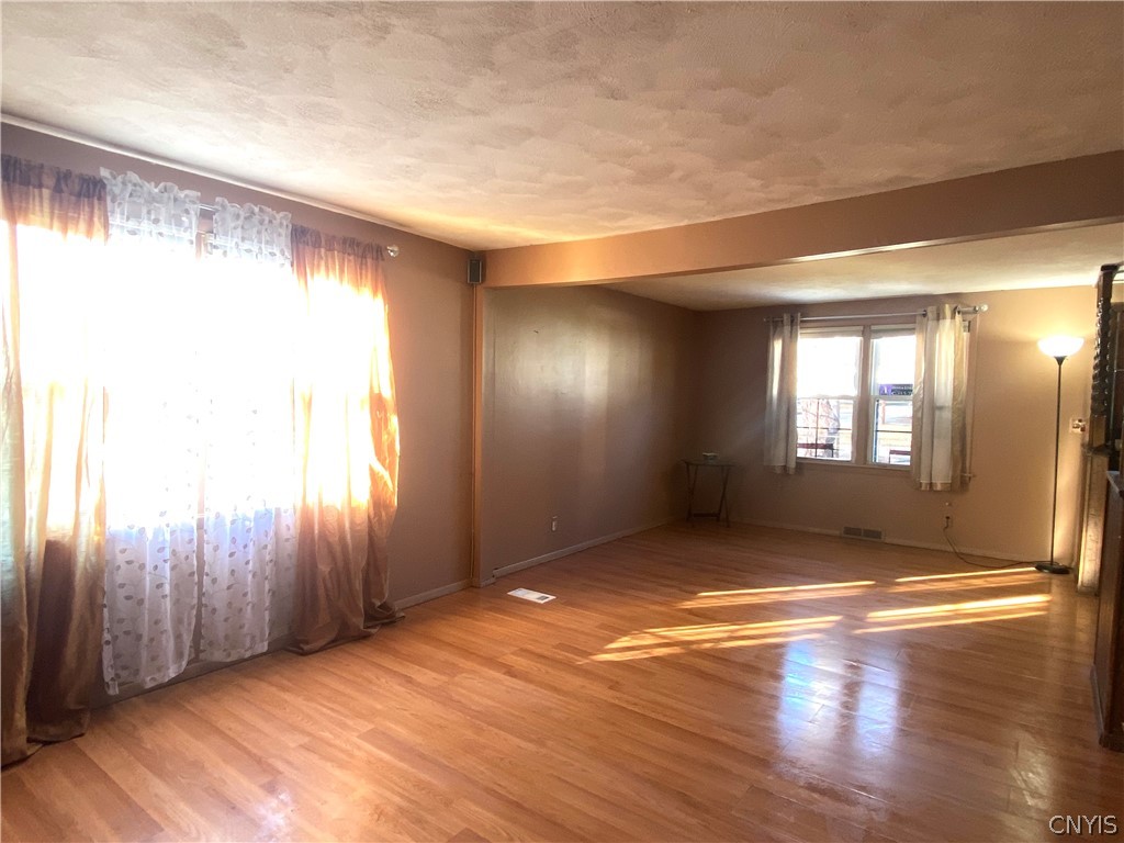 127 Brookfield Road