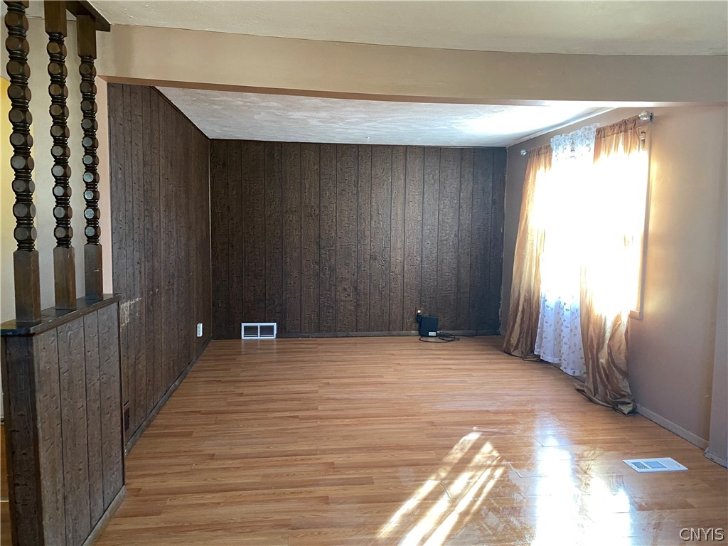 127 Brookfield Road
