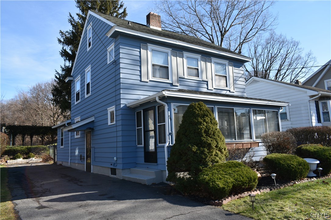 405 Montrose Avenue