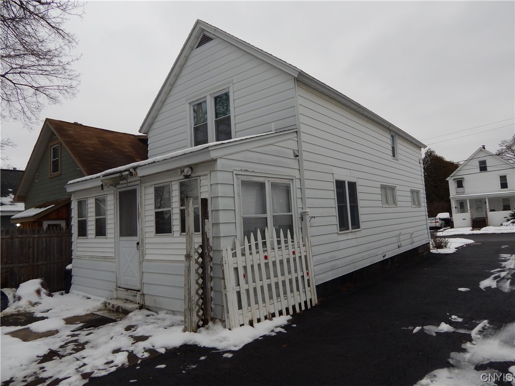 428 STAFFORD Avenue