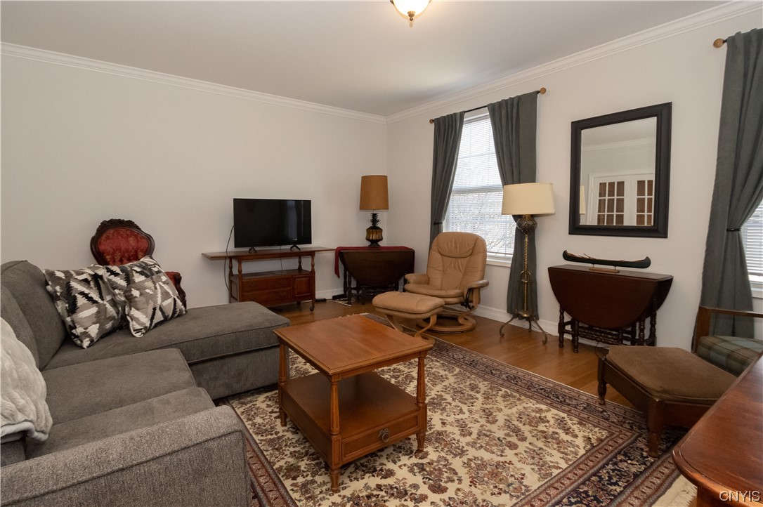 28 MAPLE Street Unit: 101