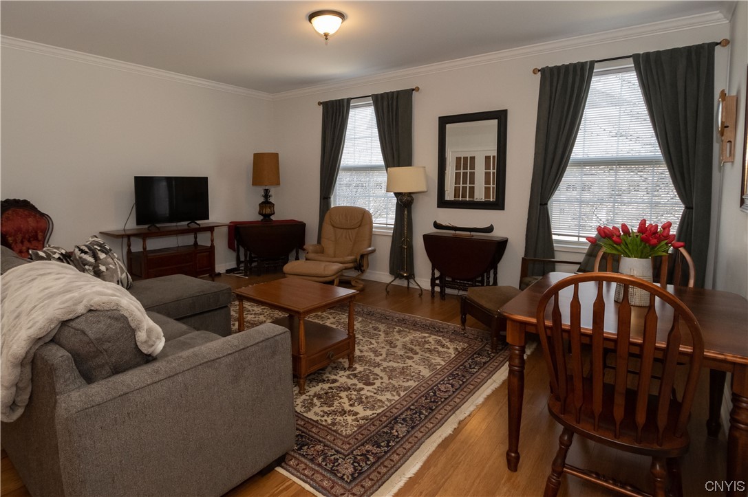 28 MAPLE Street Unit: 101