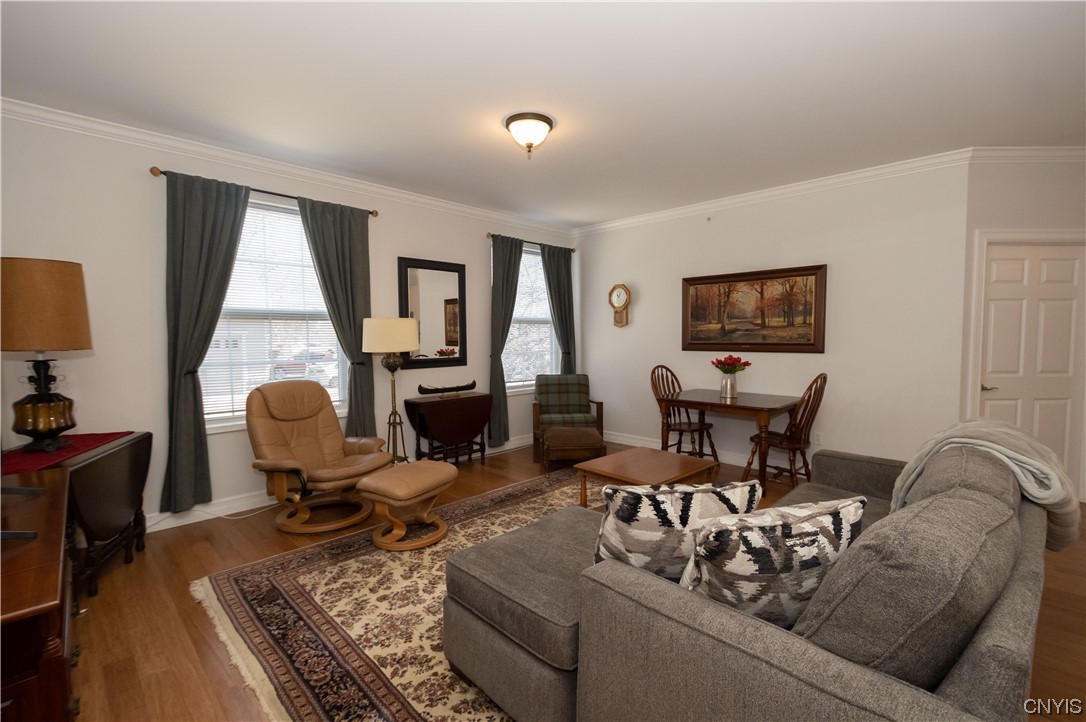 28 MAPLE Street Unit: 101