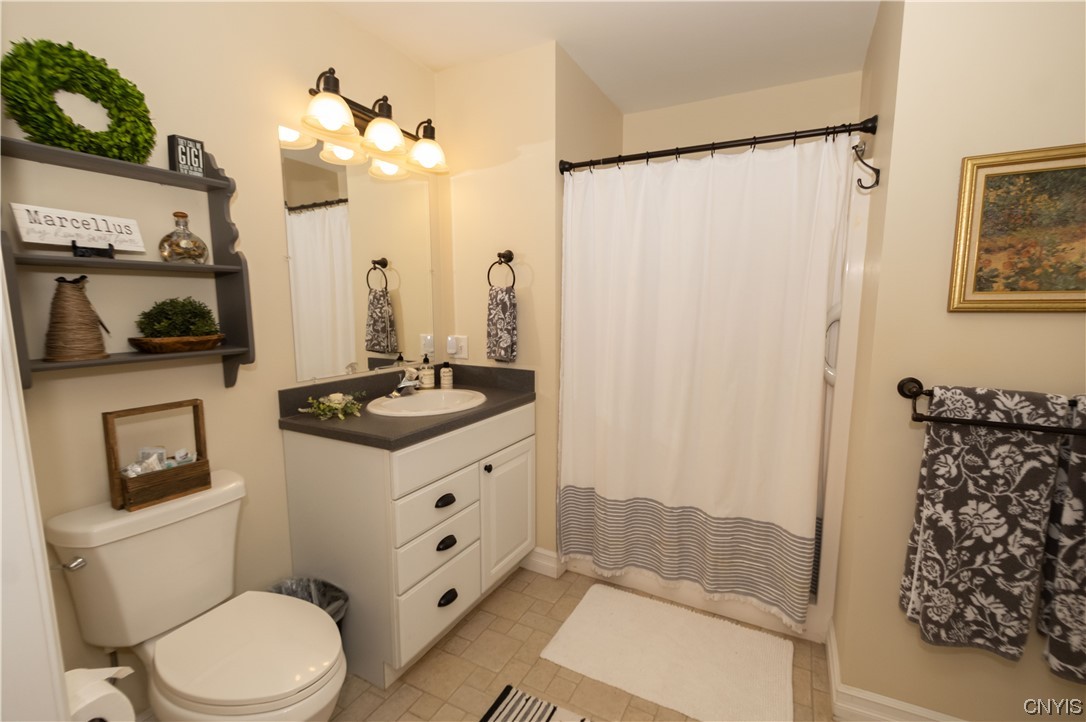 28 MAPLE Street Unit: 101