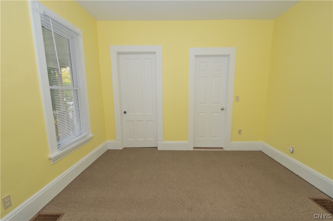 214 CARBON Street