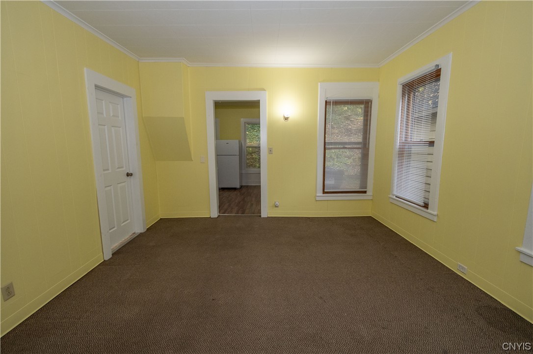 214 CARBON Street