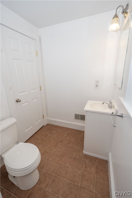214 CARBON Street