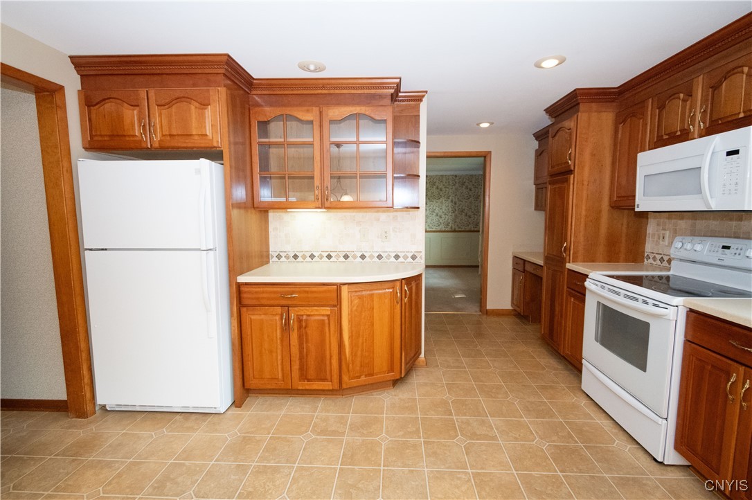200 EMANN Drive