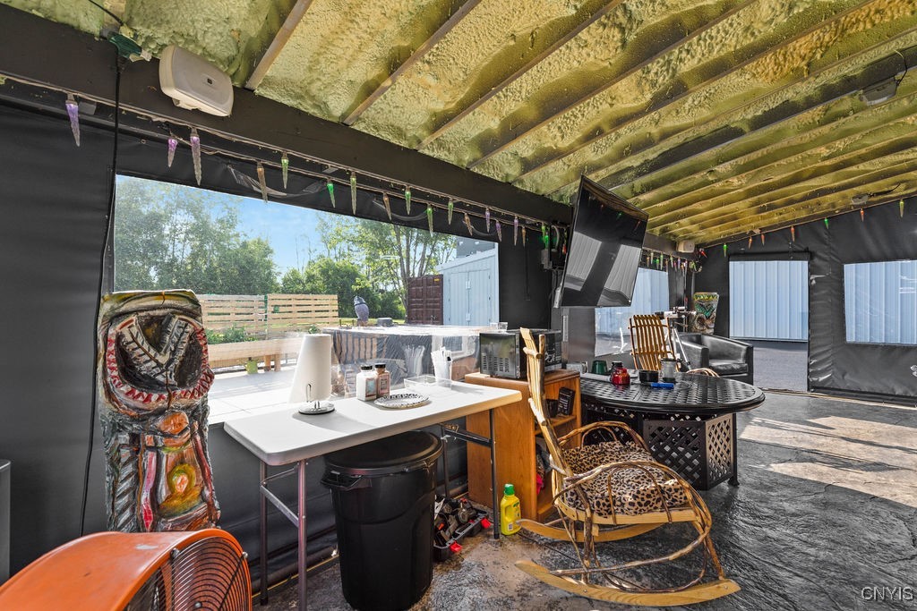 8984/8998 Brewerton Road